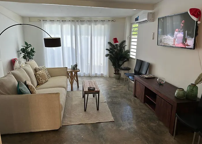 Villa Susanna 3 Bedroom 2 Bathroom House Sleeps 6Plus Willemstad